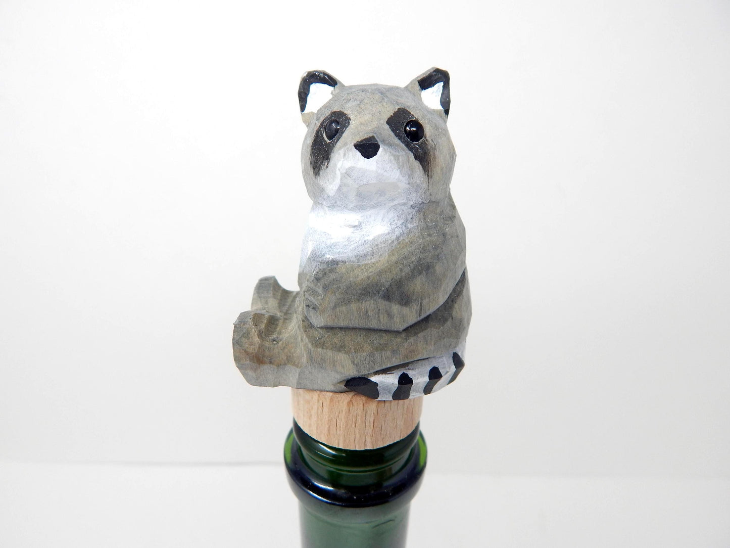 Handmade Raccoon Wine Stopper – Reusable Wooden Bottle Plug Rustic Bar Décor