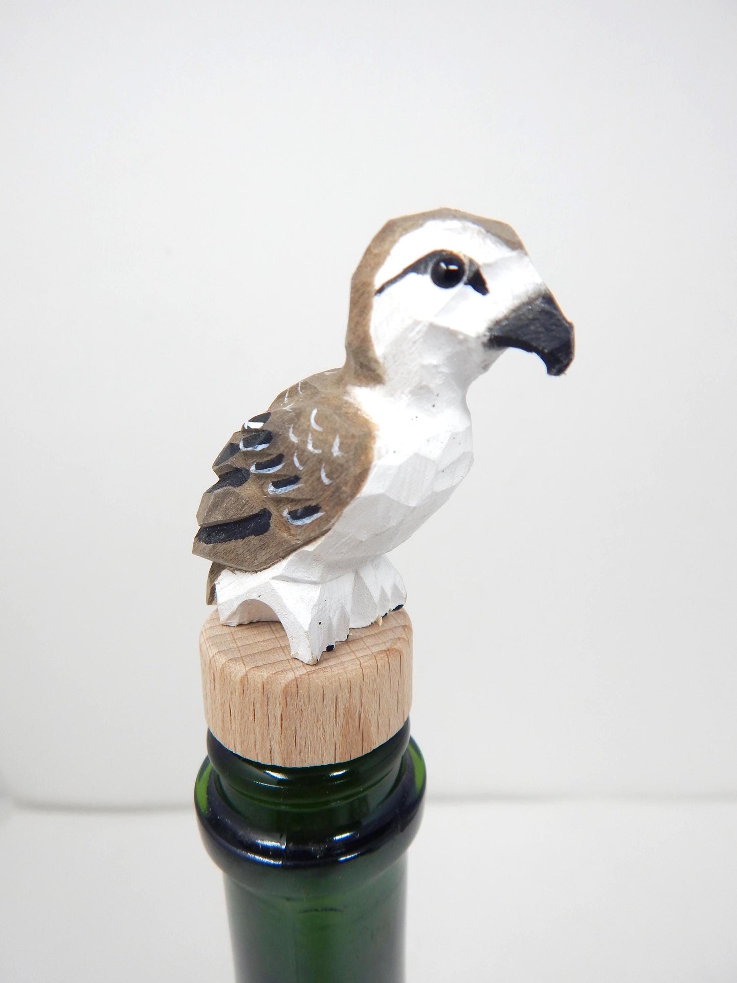 Handmade Osprey Sea Hawk Bird Wine Stopper – Rustic Reusable Bottle Plug
