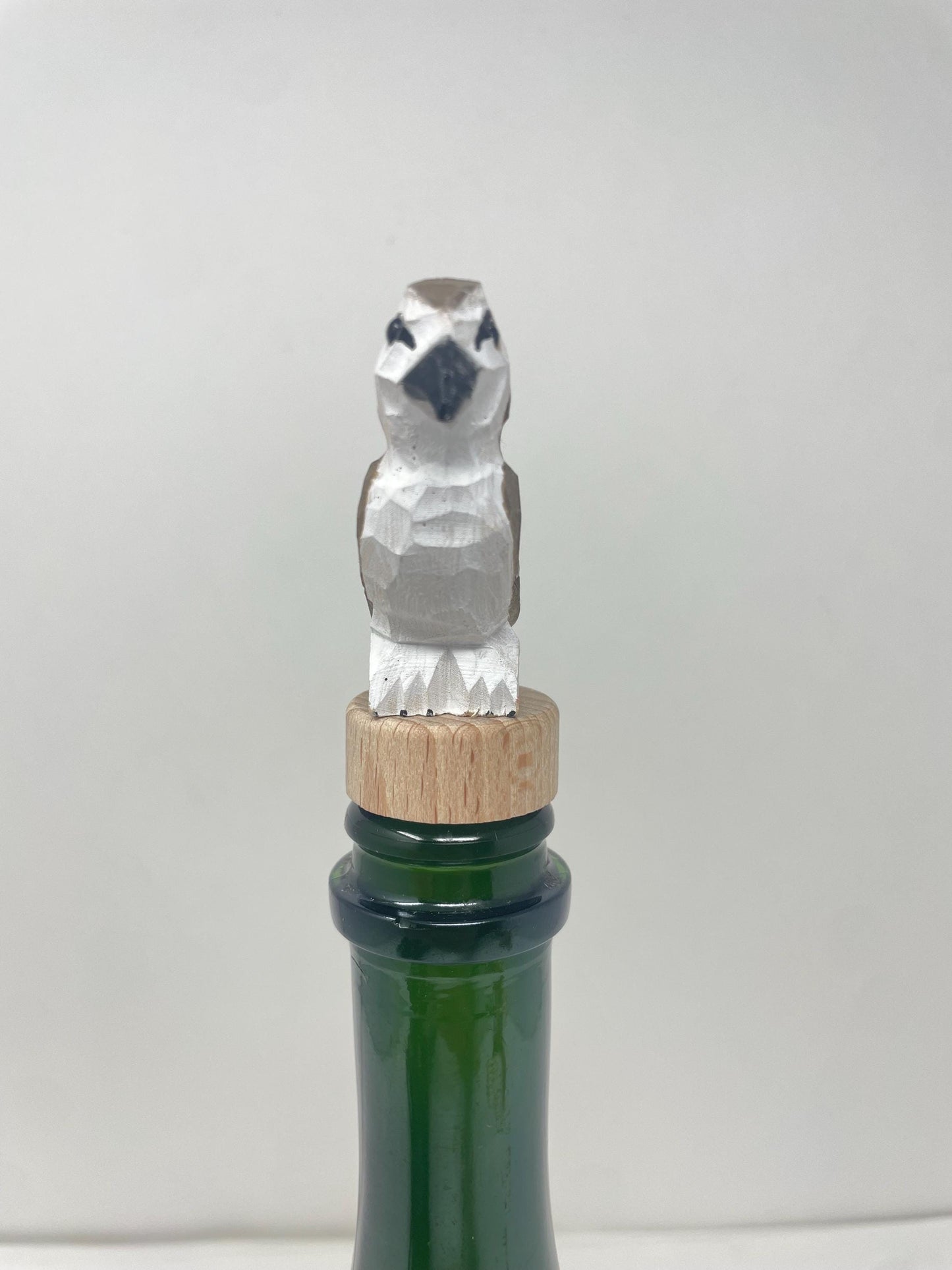Handmade Osprey Sea Hawk Bird Wine Stopper – Rustic Reusable Bottle Plug