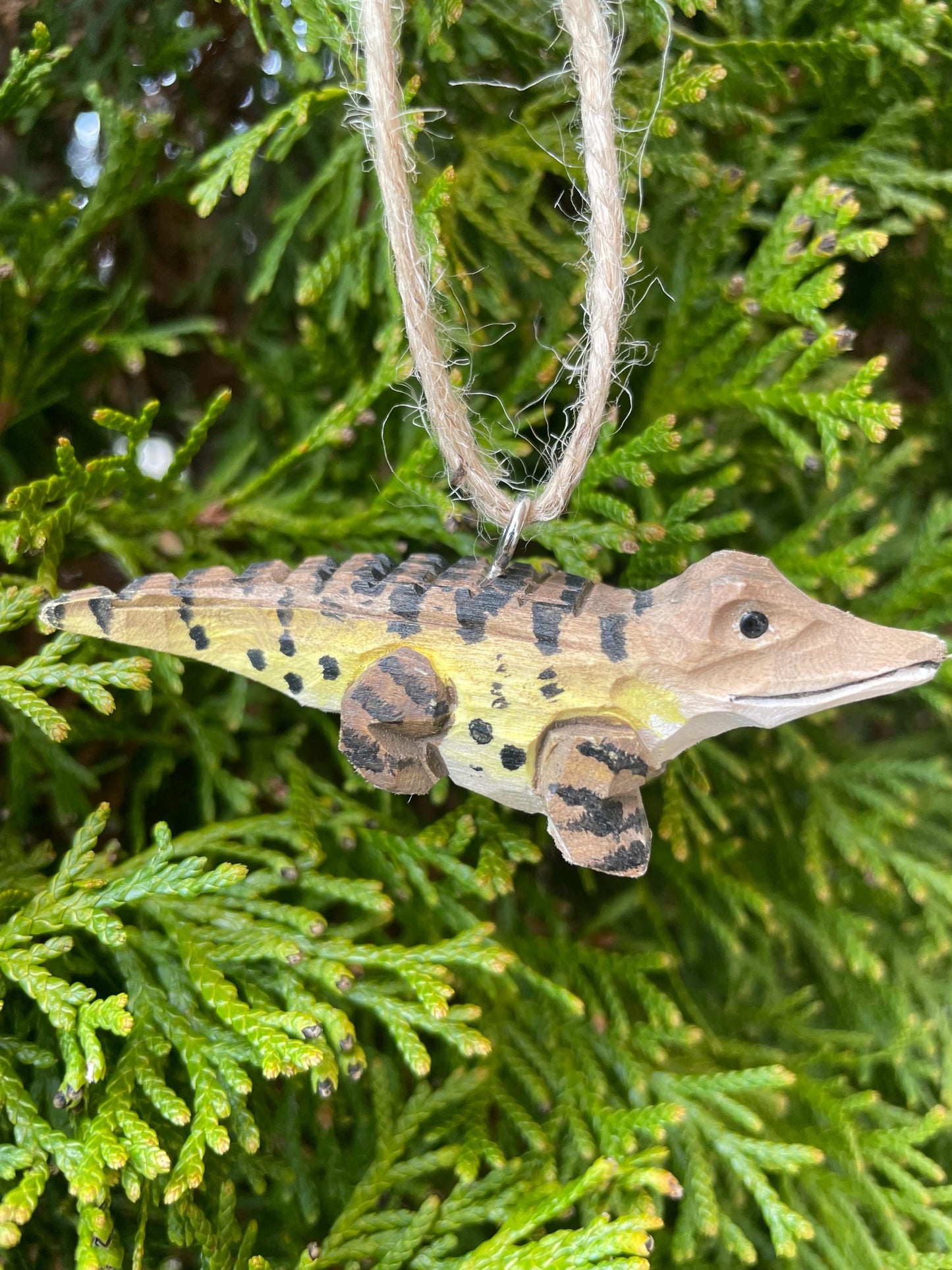 Crocodile Ornament Handmade Wooden Hanging Décor Rustic Carving Figurine