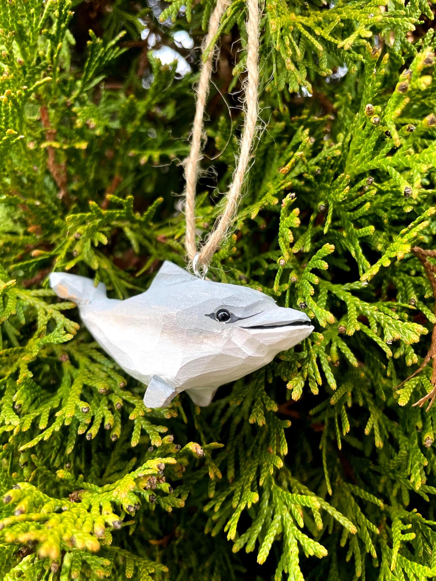 Dolphin Common Gray Bottlenose Ornament Hanging Figurine Miniature Sea Animal Decoration Wood Sculpture